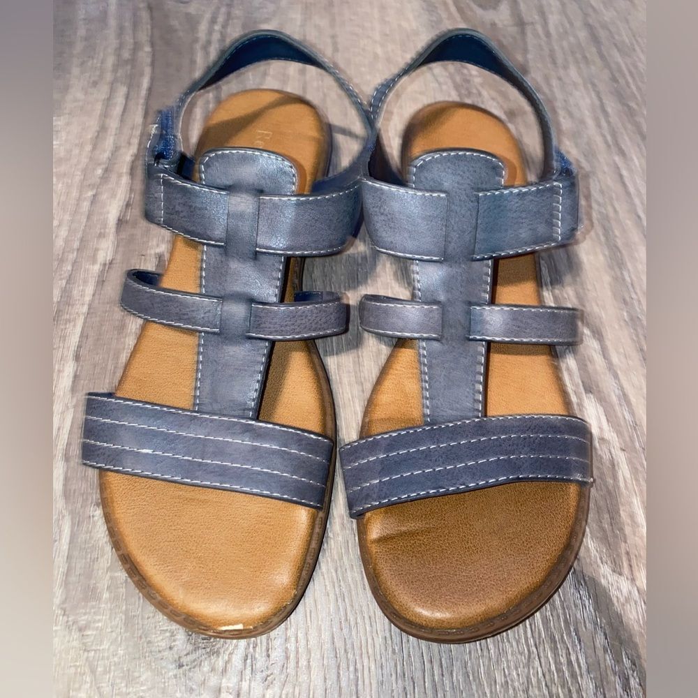 Relativity Womens Sandals 9M Blue Gray 3 Strap Faux Leather Adjustable Comfort